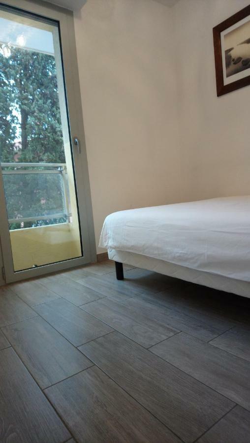 Joli Appartement Entre Menton Et Monaco Roquebrune-Cap-Martin Bagian luar foto